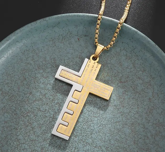 Cruz del Padre Nuestro dorada en acero inoxidable premium — Élite Luxe