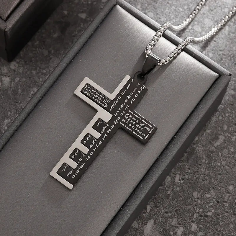 Cruz del Padre Nuestro negra para hombre — diseño elegante y atemporal